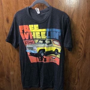 Ford bronco Tshirt retro large